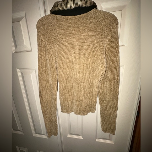D Terrell sweater size medium - Picture 5 of 6